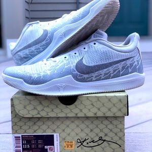 Nike Kobe Mamba Rage Pure Platinum Sneaker size 11